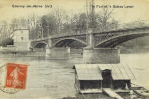 Le Pont et le bateau lavoir de Chelles 1915 circ 1916