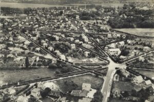 Place Churchill (Pl des 2 départements) vue aerienne 1955