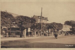 place du marché de Gournay 1950 ed MAURICE