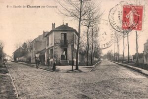 Entrée de Champs par Gournay vers 1911