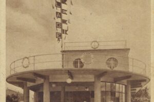 bar côté terrasse vers 1948