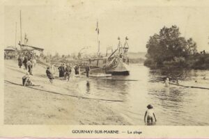 l'ancien bateau restaurant Motte installé à la plage 1929