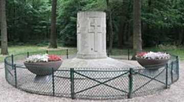 Mémorial de la Cascade
